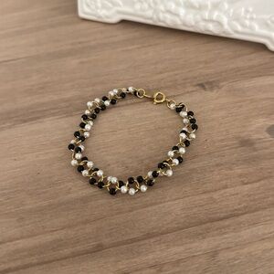 Vintage Trifari TM Signed White Black Beads Torsade Vine Gold Tone Bracelet